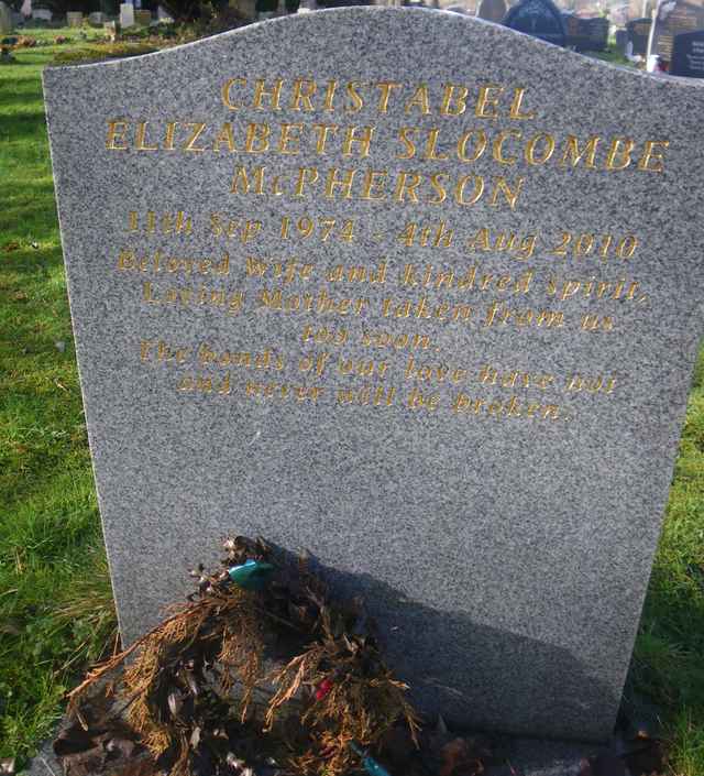 Image of headstone. Full inscription, if known, accompanying. Click for a larger view.