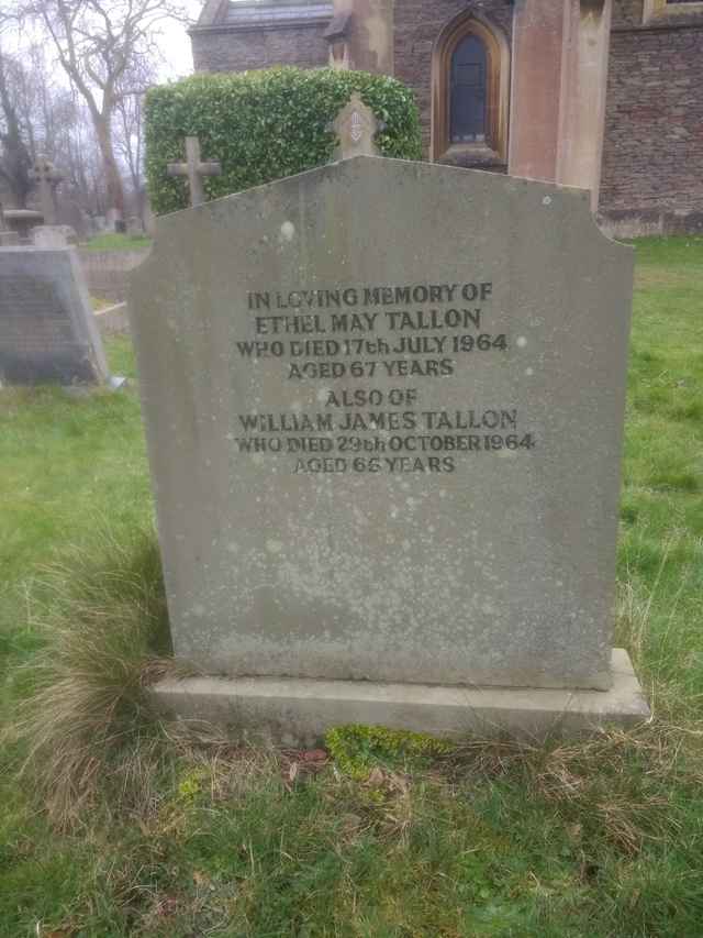 Image of headstone. Full inscription, if known, accompanying. Click for a larger view.