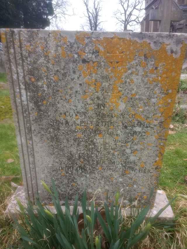 Image of headstone. Full inscription, if known, accompanying. Click for a larger view.