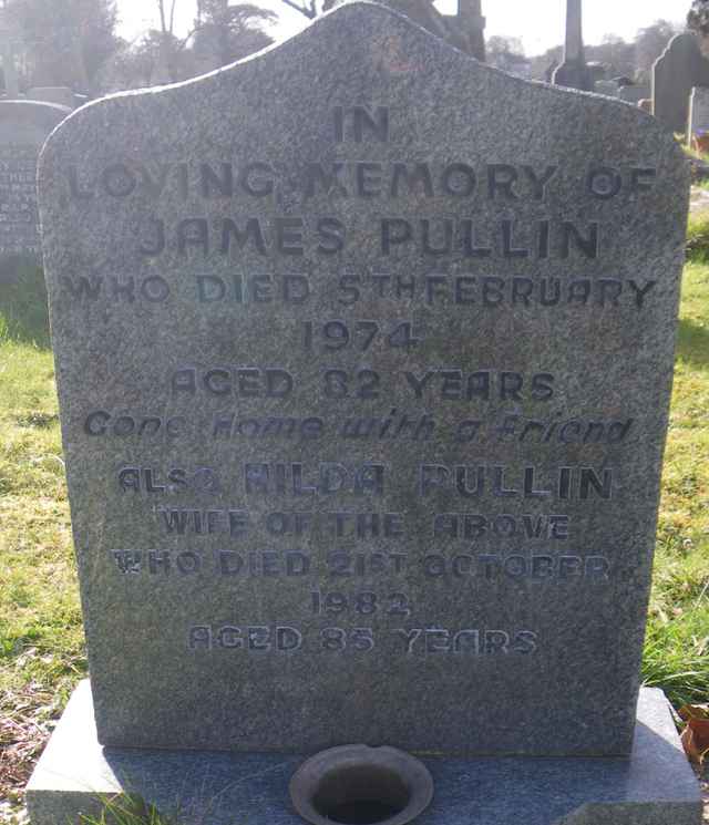 Image of headstone. Full inscription, if known, accompanying. Click for a larger view.