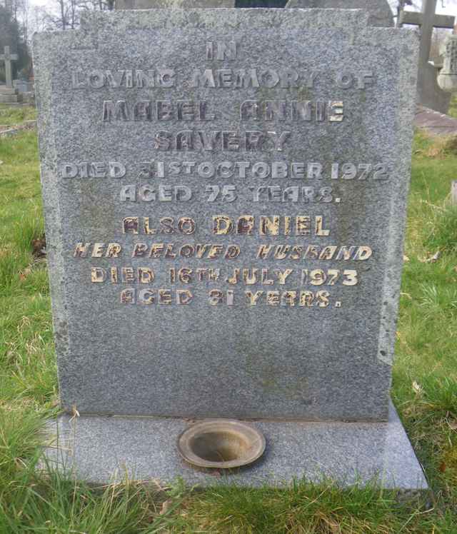 Image of headstone. Full inscription, if known, accompanying. Click for a larger view.