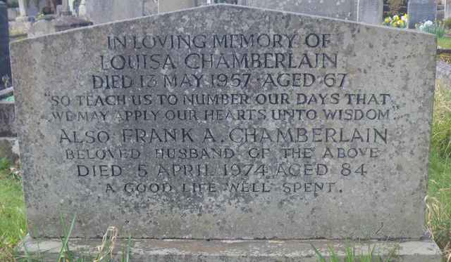 Image of headstone. Full inscription, if known, accompanying. Click for a larger view.