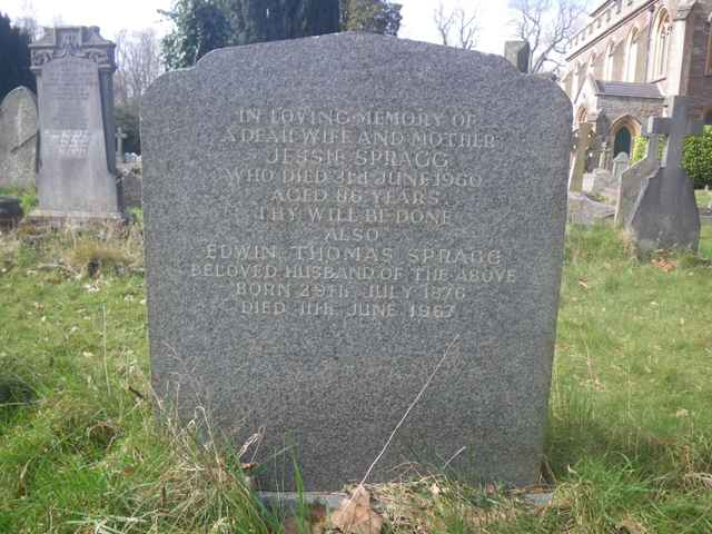 Image of headstone. Full inscription, if known, accompanying. Click for a larger view.