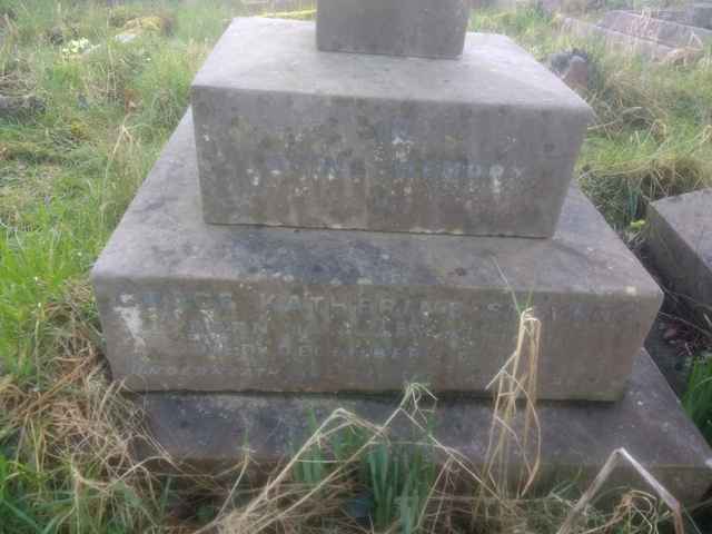 Image of headstone. Full inscription, if known, accompanying. Click for a larger view.