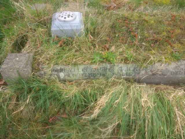 Image of headstone. Full inscription, if known, accompanying. Click for a larger view.