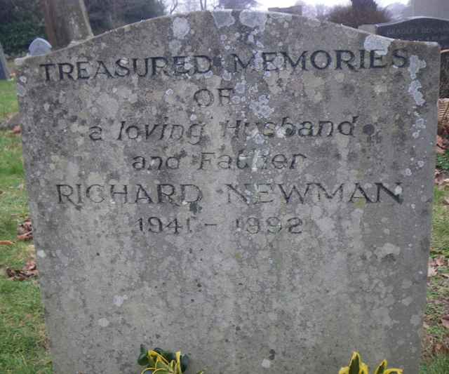 Image of headstone. Full inscription, if known, accompanying. Click for a larger view.