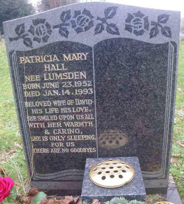 Image of headstone. Full inscription, if known, accompanying. Click for a larger view.