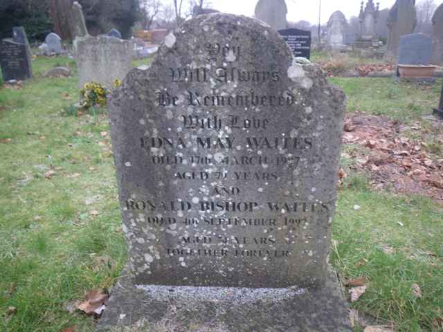 Image of headstone. Full inscription, if known, accompanying. Click for a larger view.