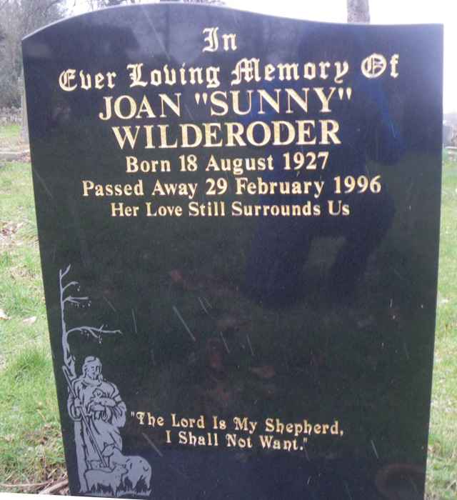 Image of headstone. Full inscription, if known, accompanying. Click for a larger view.