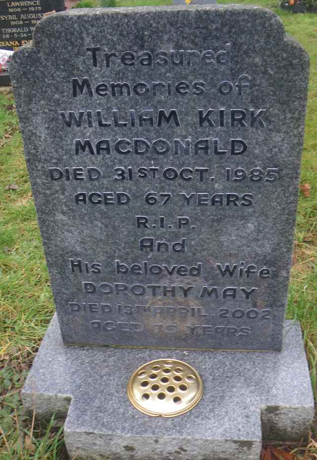 Image of headstone. Full inscription, if known, accompanying. Click for a larger view.