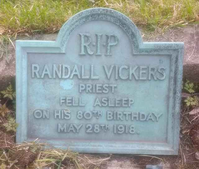 Image of headstone. Full inscription, if known, accompanying. Click for a larger view.